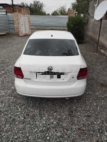 Volkswagen Polo 2013, 168,000 km - 1.6 l - Bakı