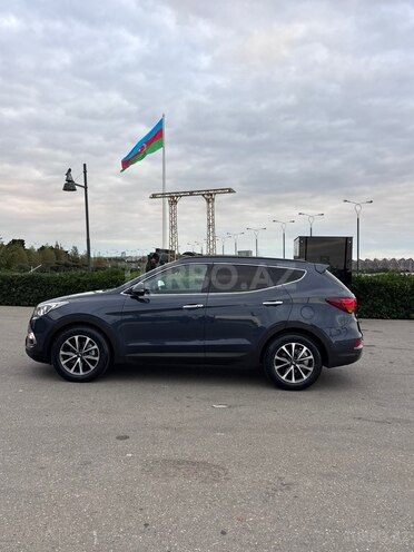 Hyundai Santa Fe 2017, 187,000 km - 2.0 л - Bakı