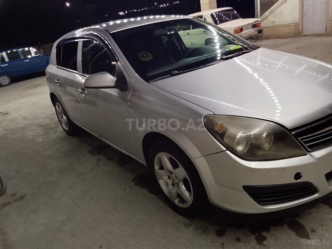 Opel Astra 2006, 380,000 km - 1.3 l - Hacıqabul