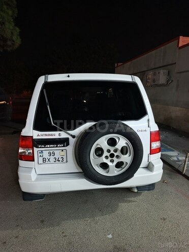 Mitsubishi Pajero io 1999, 300,000 km - 1.8 l - Bakı