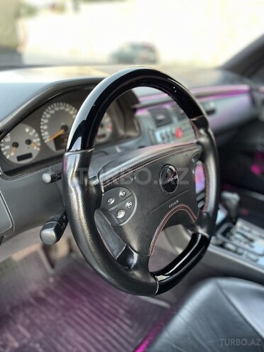Mercedes E 270 2001, 600,000 km - 2.7 l - Bakı