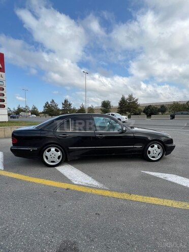 Mercedes E 320 2001, 380,000 km - 3.2 l - Bakı
