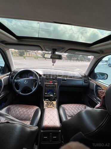 Mercedes E 320 2001, 380,000 km - 3.2 l - Bakı
