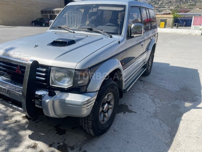 Mitsubishi Pajero 1994, 460,000 km - 2.8 l - Bakı