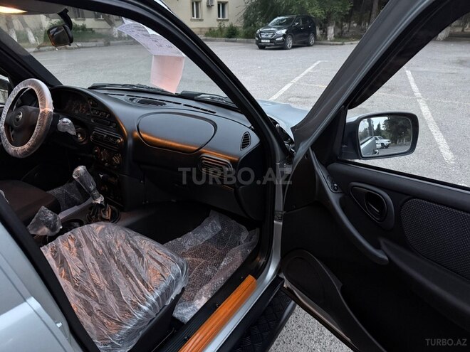 Chevrolet Niva 2014, 33,445 km - 1.7 л - Bakı