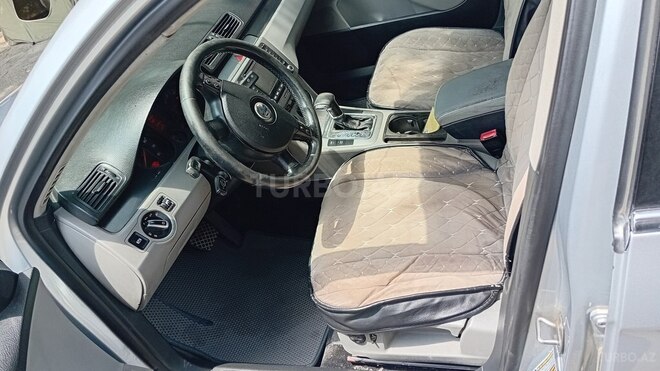 Volkswagen Passat 2005, 317,000 km - 2.0 l - Bakı