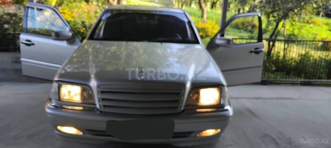 Mercedes C 200 1999, 272,000 km - 2.0 л - Şəki