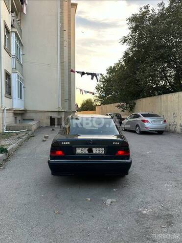 Mercedes C 220 2000, 700,000 km - 2.2 l - Bakı