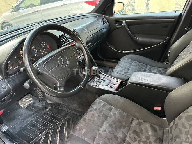 Mercedes C 220 2000, 700,000 km - 2.2 l - Bakı