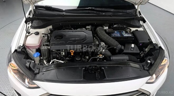 Hyundai Elantra 2017, 135,560 km - 1.6 л - Bakı