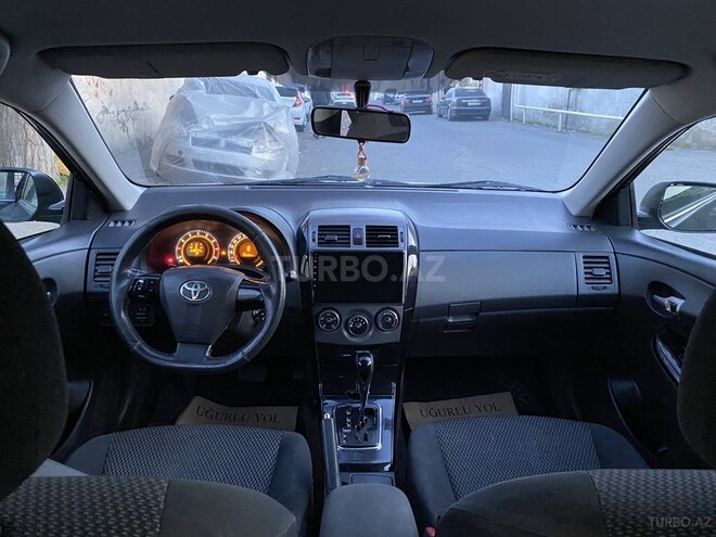 Toyota Corolla 2013, 250,000 km - 1.6 l - Bakı