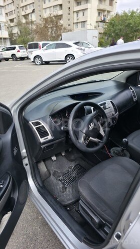 Hyundai i20 2010, 360,000 km - 1.4 l - Bakı