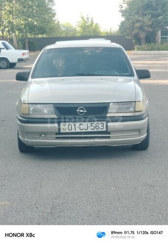Opel Vectra 1994, 393,256 km - 1.6 л - Tərtər