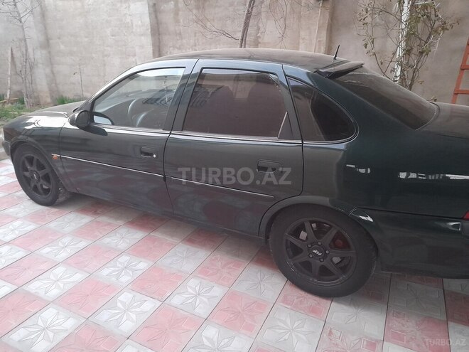 Opel Vectra 1998, 420,000 km - 2.0 л - Sumqayıt