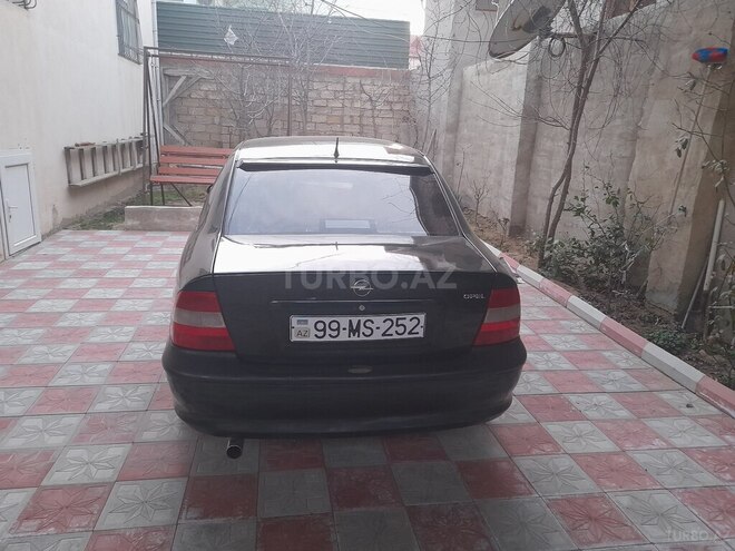 Opel Vectra 1998, 420,000 km - 2.0 л - Sumqayıt