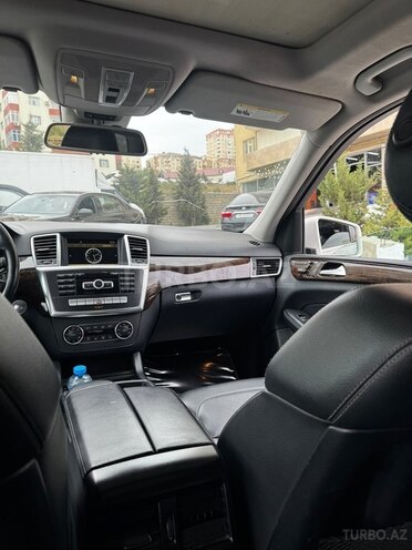 Mercedes ML 350 4MATIC 2011, 257,000 km - 3.5 l - Bakı