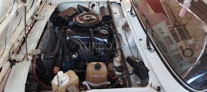 LADA (VAZ) 2107 2002, 225,000 km - 1.6 l - Salyan