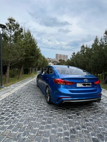 Hyundai Elantra 2018, 111,045 km - 1.6 л - Bakı