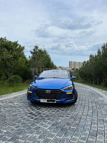 Hyundai Elantra 2018, 111,045 km - 1.6 л - Bakı