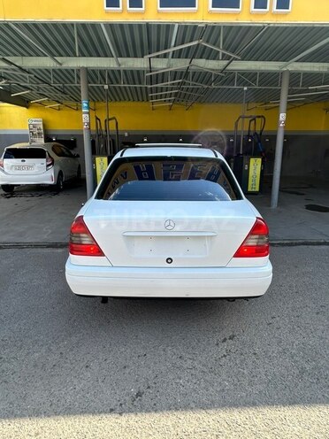 Mercedes C 200 1994, 256,342 km - 2.0 л - Gəncə