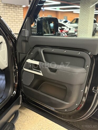 Land Rover Defender 2021, 138,600 km - 3.0 л - Bakı