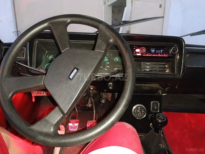 LADA (VAZ) 21011 1982, 240,000 km - 1.3 l - Gəncə