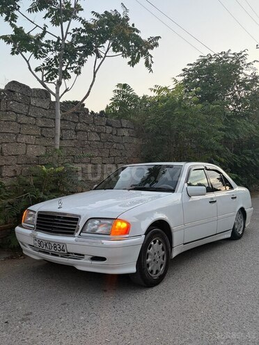 Mercedes C 230 1997, 385,000 km - 2.3 l - Bakı