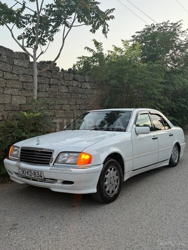 Mercedes C 230 1997, 385,000 km - 2.3 l - Bakı