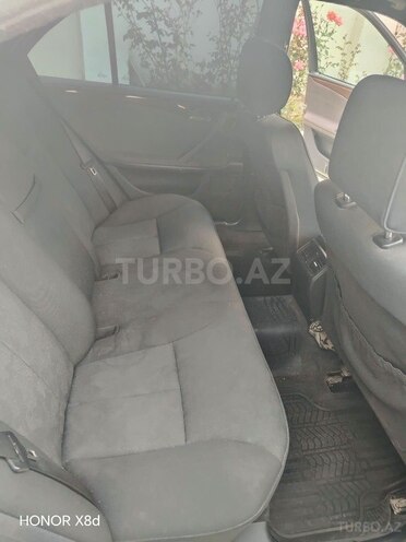 Mercedes E 240 2000, 285,624 km - 2.4 л - Qazax