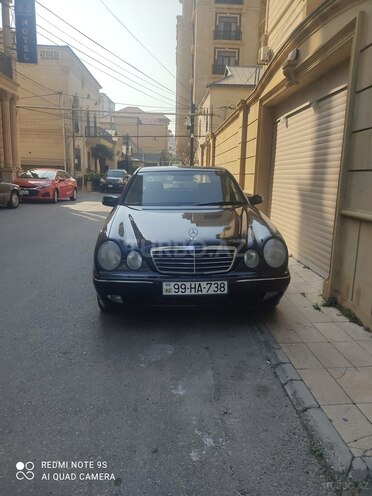 Mercedes E 200 2001, 372,000 km - 2.0 л - Bakı