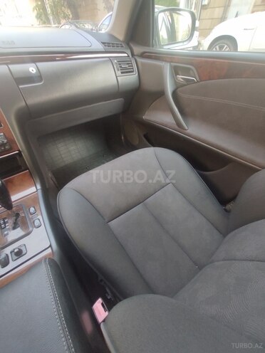 Mercedes E 200 2001, 372,000 km - 2.0 л - Bakı