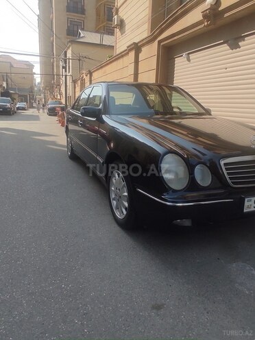 Mercedes E 200 2001, 372,000 km - 2.0 л - Bakı