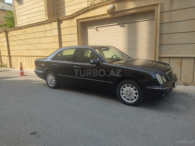 Mercedes E 200 2001, 372,000 km - 2.0 л - Bakı