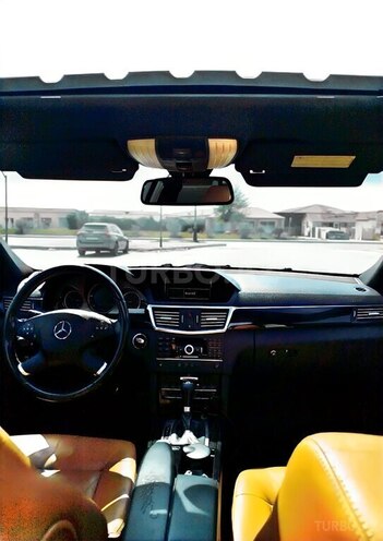 Mercedes E 250 2009, 291,000 km - 2.1 л - Bakı