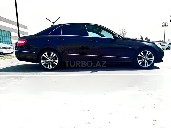 Mercedes E 250 2009, 291,000 km - 2.1 л - Bakı