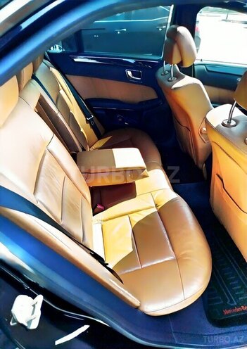 Mercedes E 250 2009, 291,000 km - 2.1 л - Bakı
