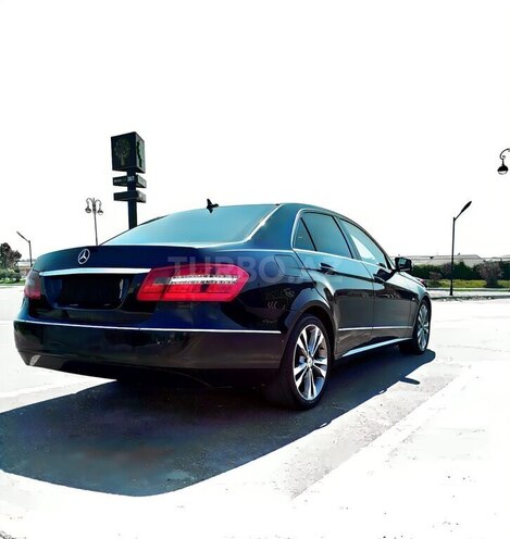 Mercedes E 250 2009, 291,000 km - 2.1 л - Bakı