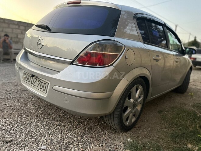 Opel Astra 2006, 333,300 km - 1.6 л - Bakı