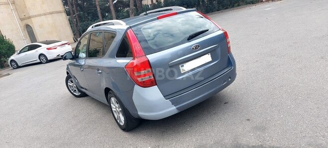Kia  2008, 253,658 km - 1.4 l - Bakı