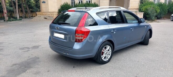 Kia  2008, 253,658 km - 1.4 l - Bakı