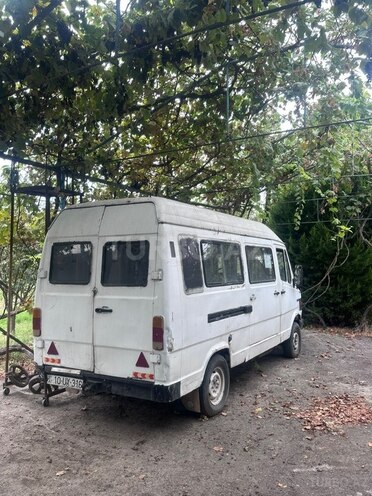 Mercedes 208 D 1993, 250,000 km - 2.3 л - Tərtər