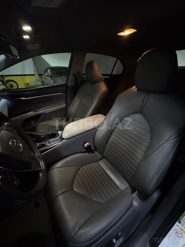 Toyota Camry 2017, 143,710 km - 2.5 l - Bakı