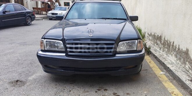 Mercedes C 240 1998, 364,000 km - 2.4 л - Xırdalan