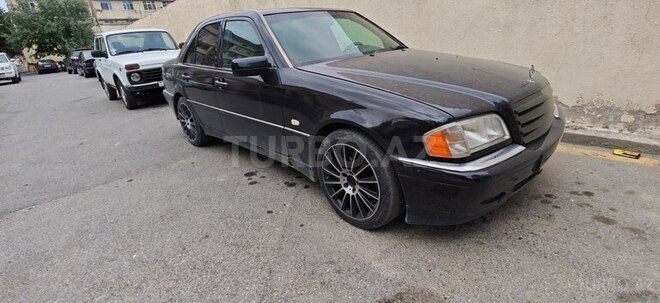 Mercedes C 240 1998, 364,000 km - 2.4 л - Xırdalan