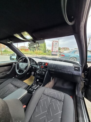 Mercedes C 220 1998, 594,945 km - 2.2 l - Lənkəran
