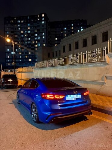 Hyundai Elantra 2017, 123,919 km - 1.6 л - Bakı