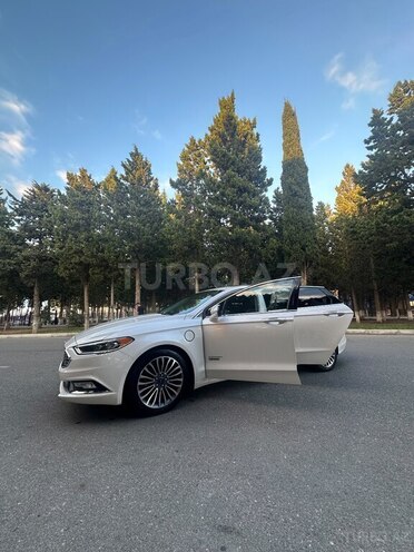 Ford Fusion (North America) 2017, 168,000 km - 2.0 l - Bakı