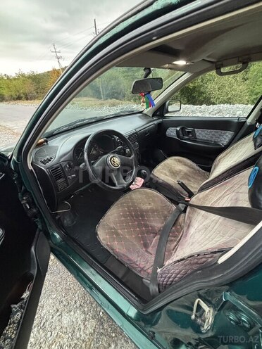 Volkswagen Polo 1995, 250,000 km - 1.6 л - Şəki