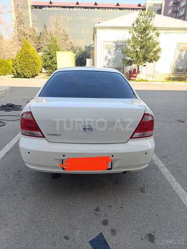Nissan Sunny 2010, 180,000 km - 1.6 l - Bakı