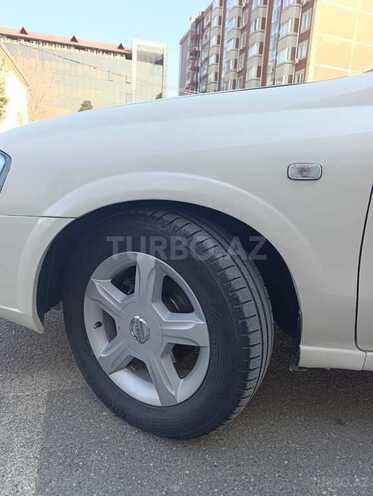 Nissan Sunny 2010, 180,000 km - 1.6 l - Bakı